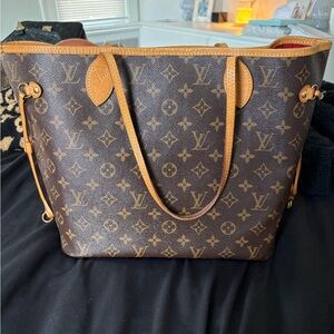 Louis Vuitton Monogram Canvas Neverfull Tote in Brown and Tan